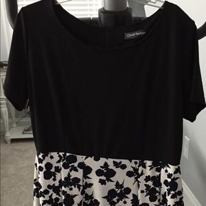 Black and White 1950s Style Beauty